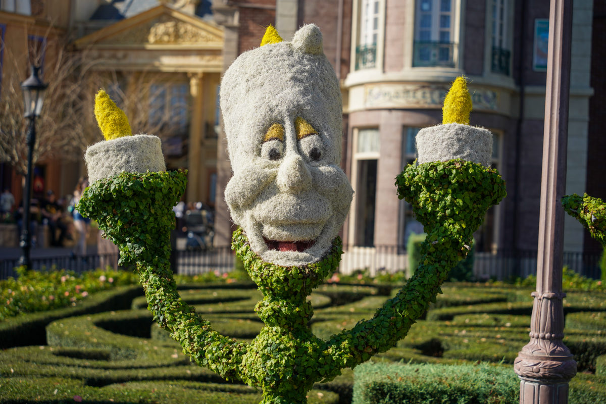 lumiere and cogsworth topiaries 4263