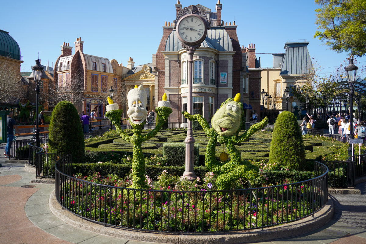 lumiere and cogsworth topiaries 4266