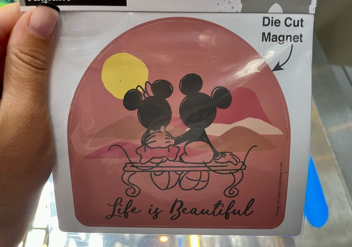 WDW magnet sunset Mickey Minnie life is beautiful 1