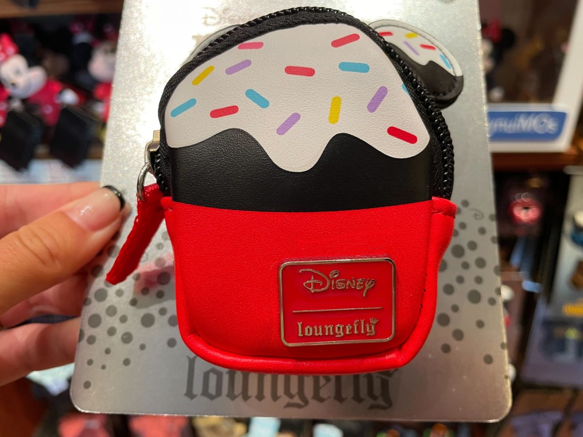 WDW nuiMOs cupcake loungefly backpack 6