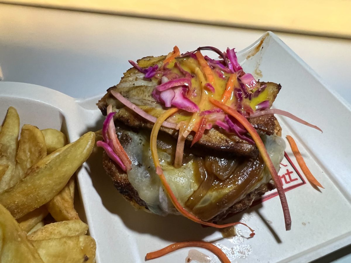 Sci Fi Dine In Updated Menu 2022 Entrees Pork on Pork Burger 7