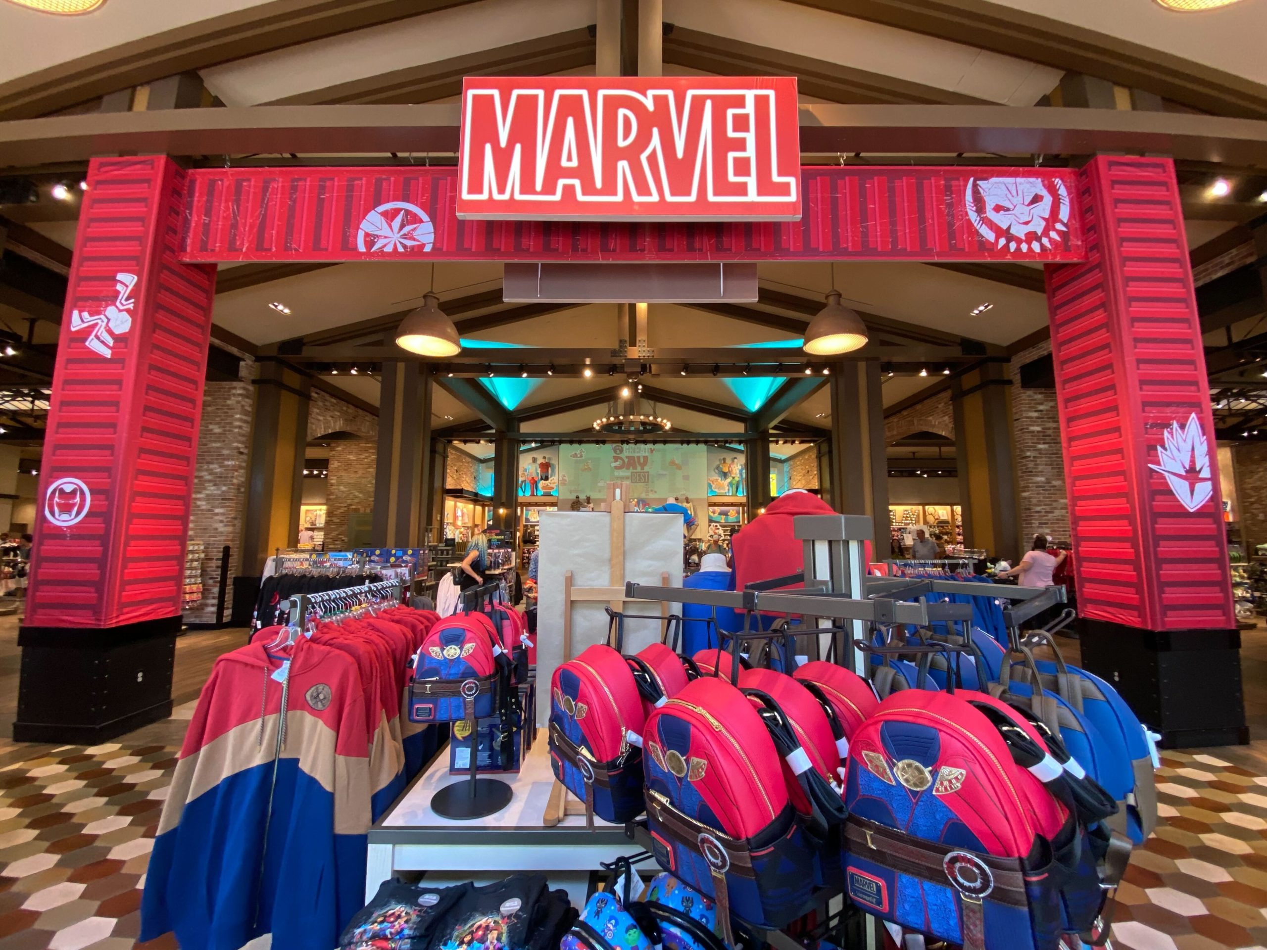 World of Disney Disneyland Marvel 11 scaled