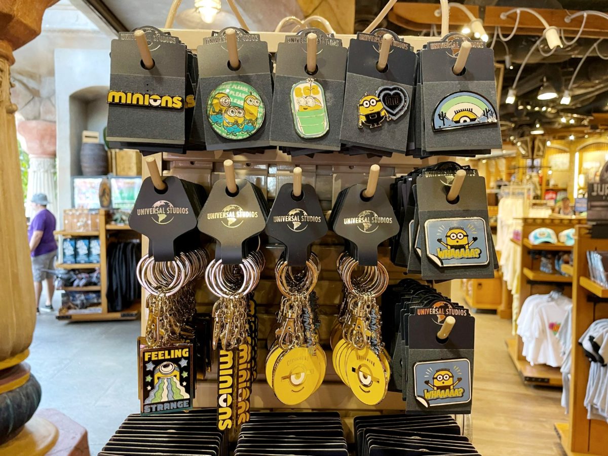 minions pins keychains 18 scaled 1
