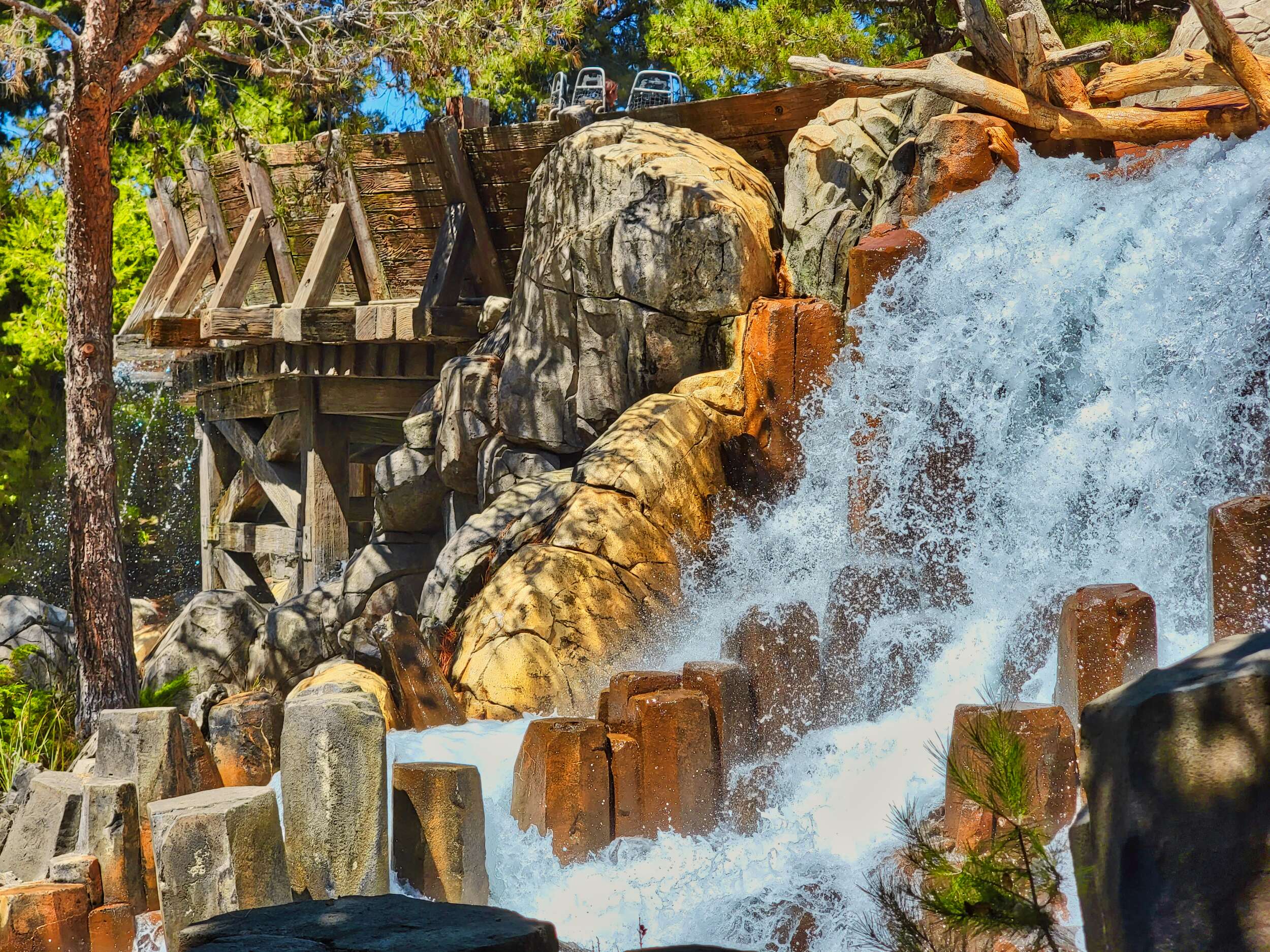 Grizzly Falls DCA