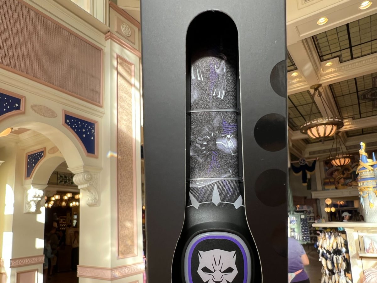 WDW MagicBand Black Panther 2