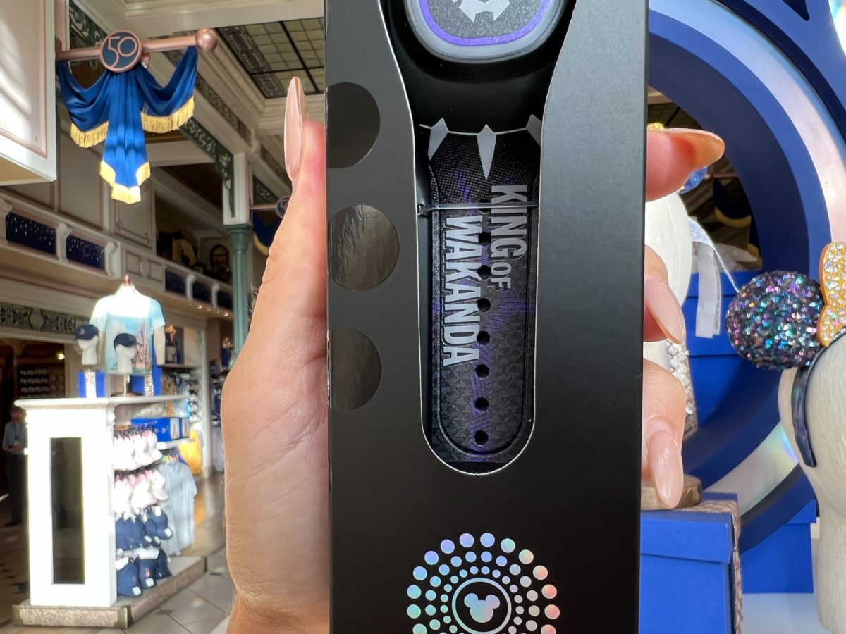 WDW MagicBand Black Panther 3