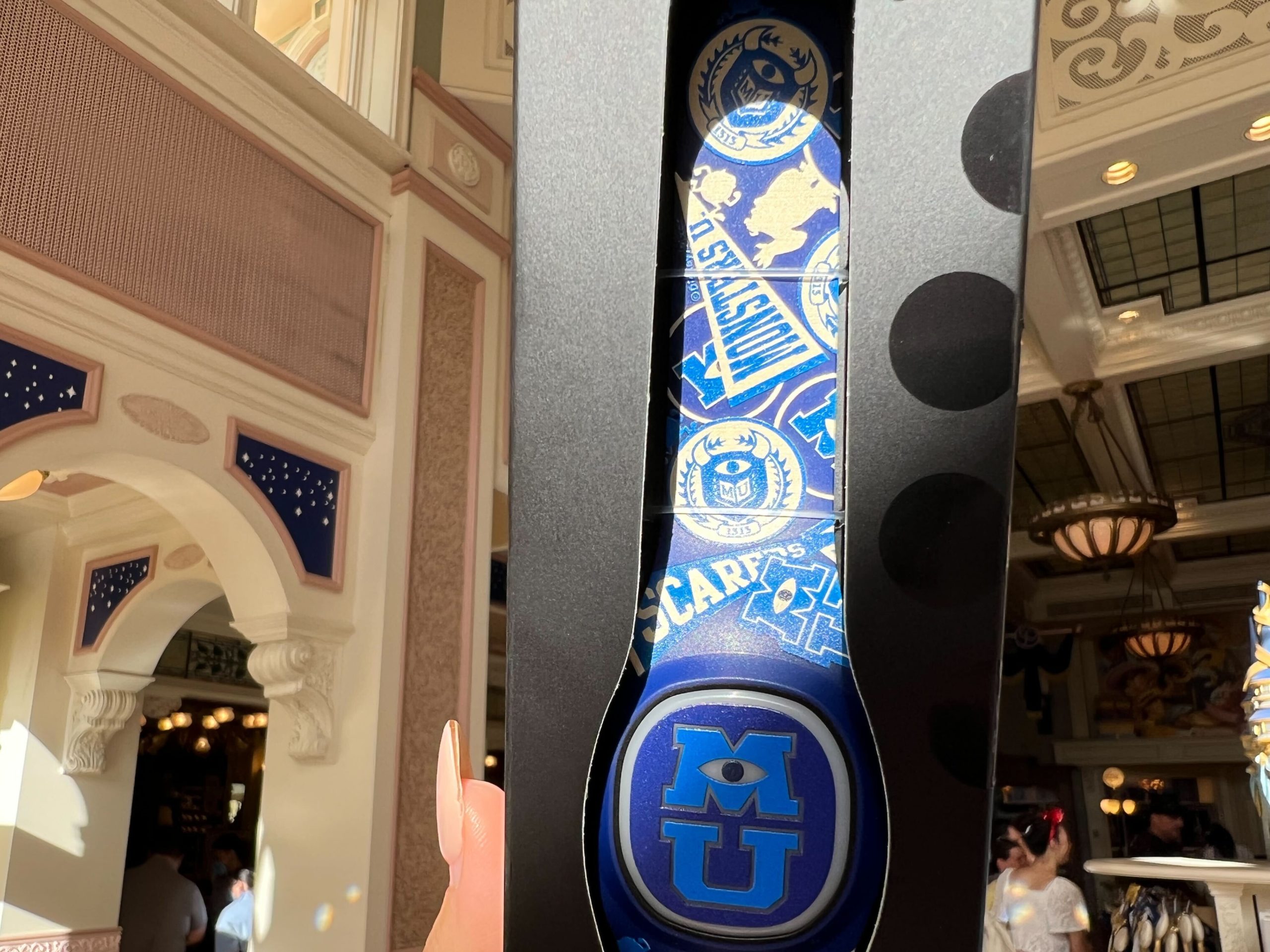 WDW MagicBand Monsters University 2 scaled