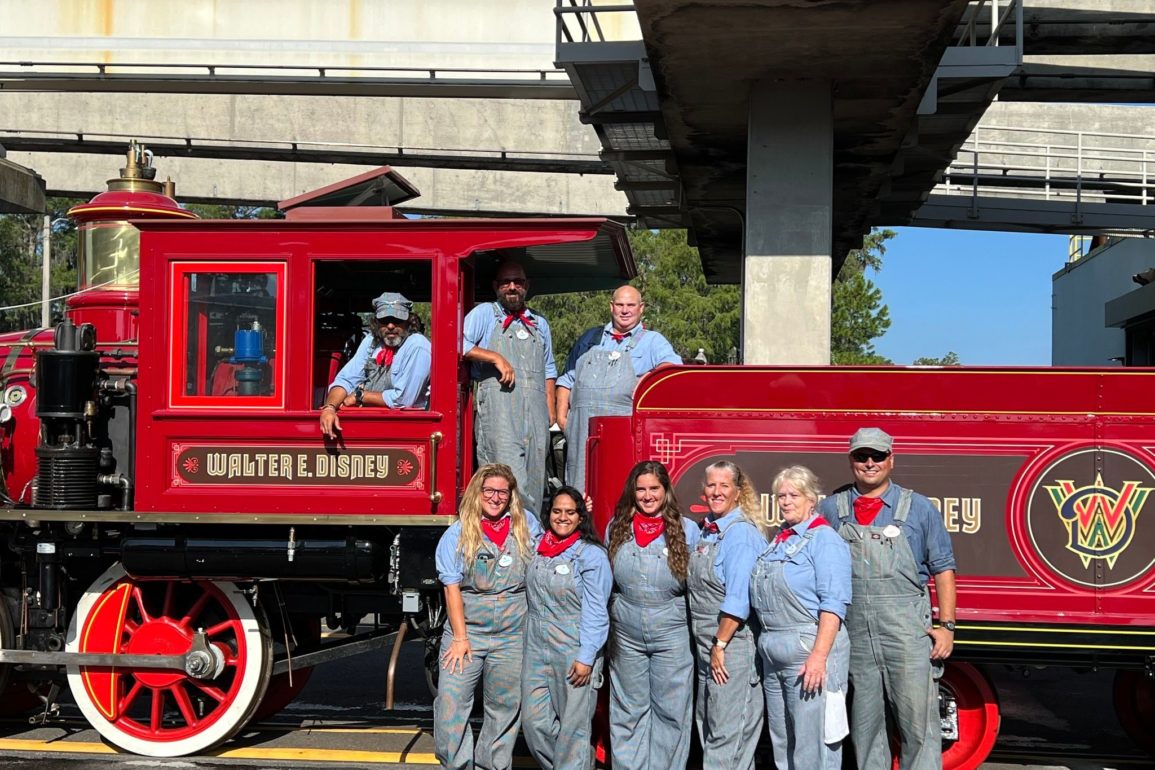 Walt Disney World railroad cast members 1155x770 1