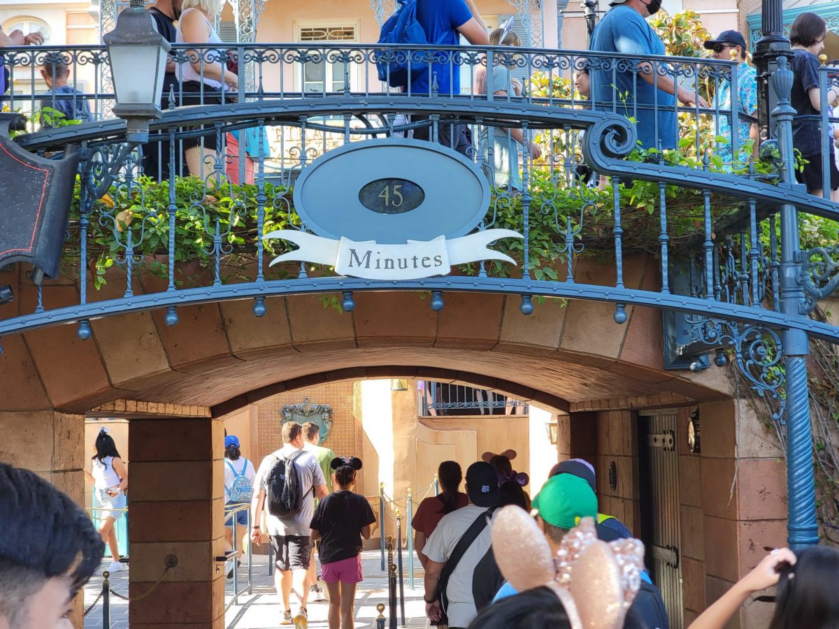 pirates reopening queue line 085558