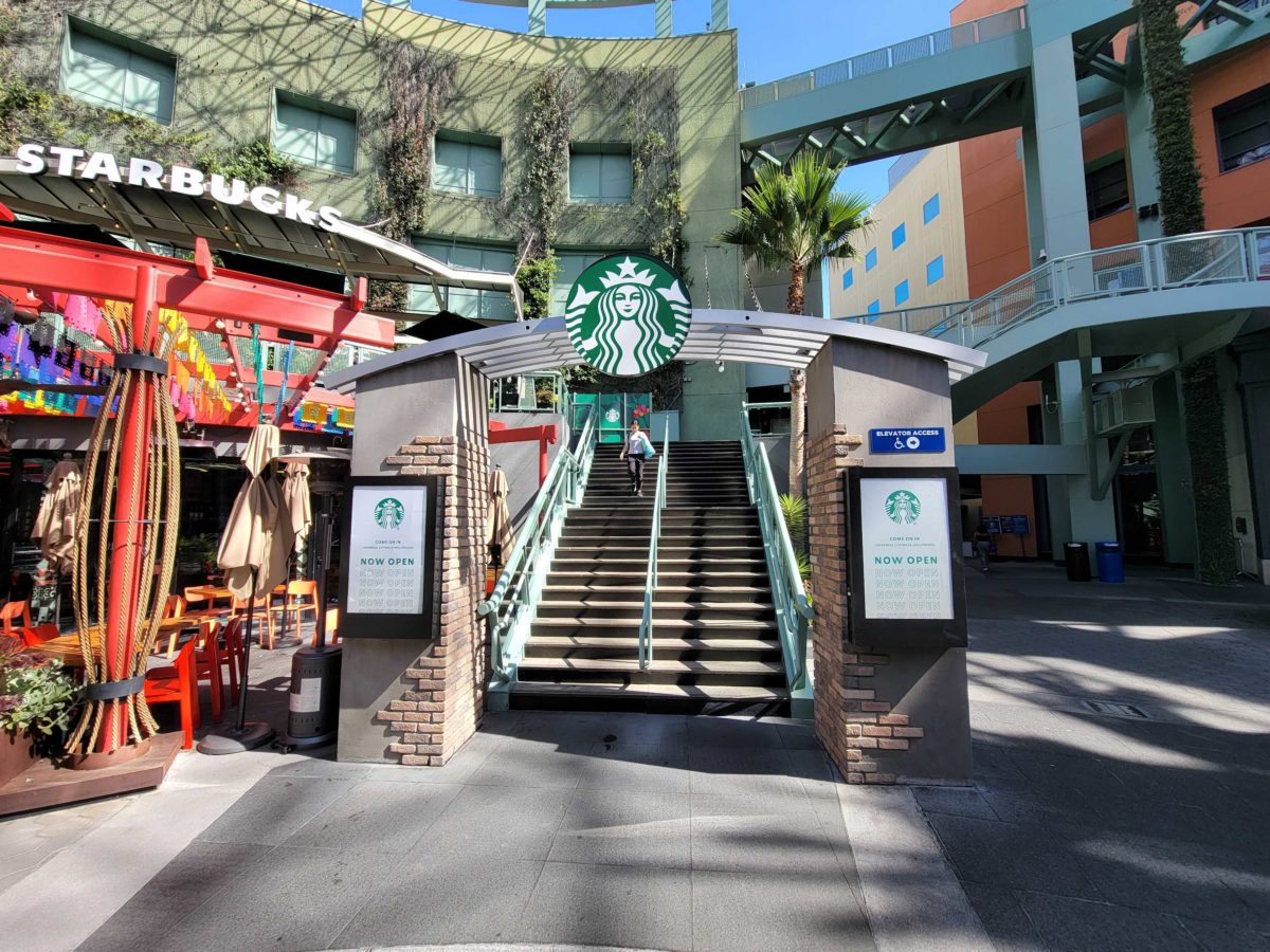 New Starbucks at CityWalk Hollywood
