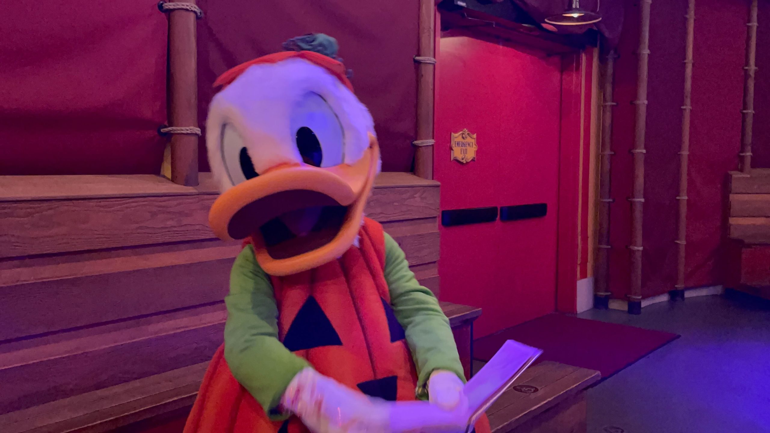 2022 MNSSHP characters Donald 1 scaled