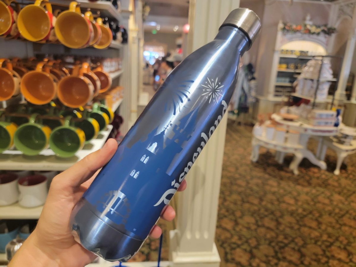 disneyland resort water bottle 3