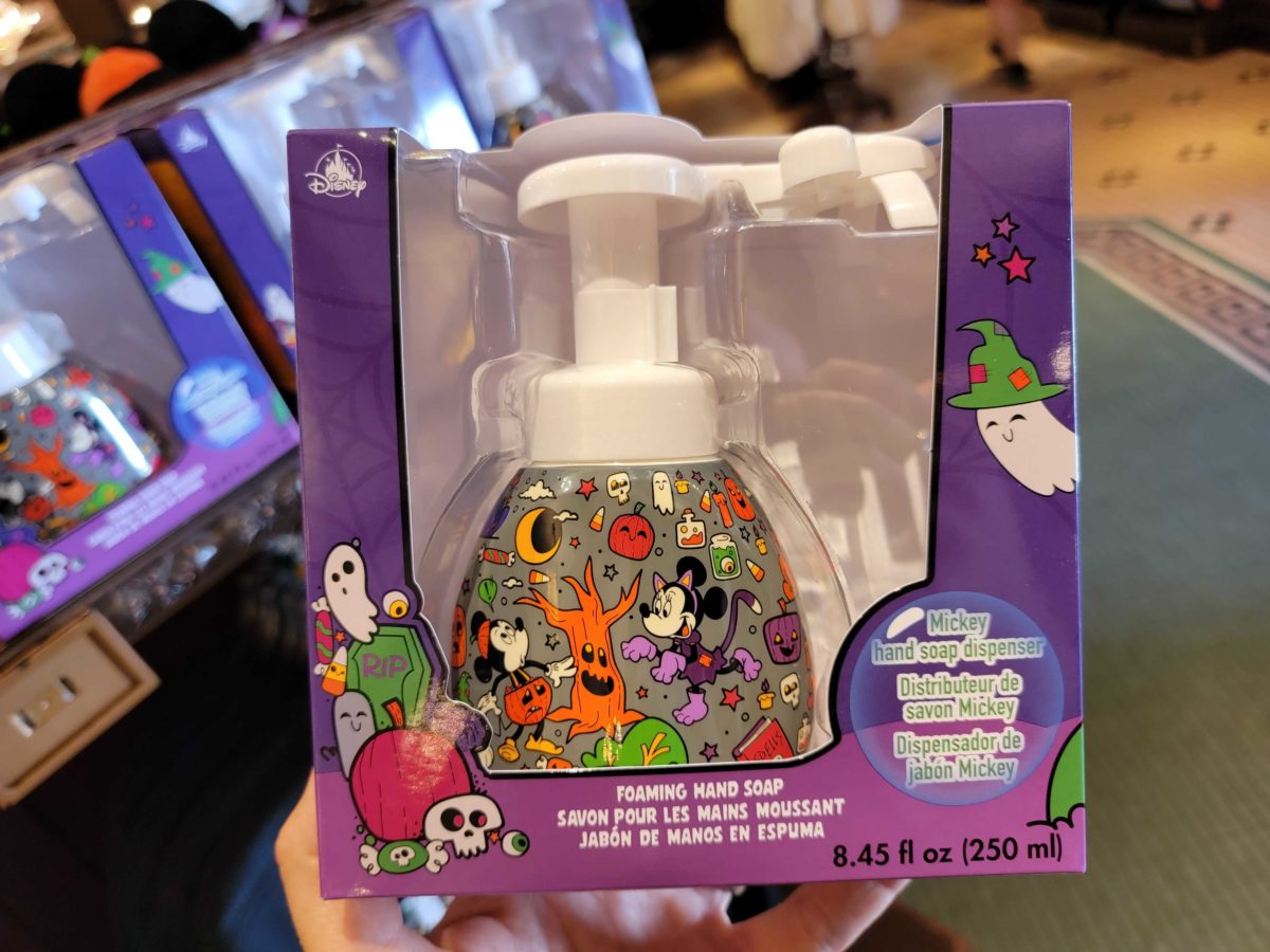 halloween 2022 mickey hand soap dispenser 1
