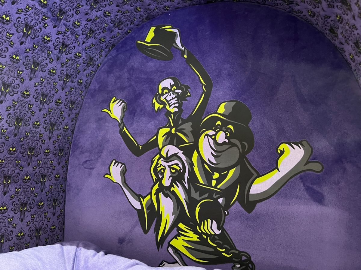 haunted mansion pet bed 1