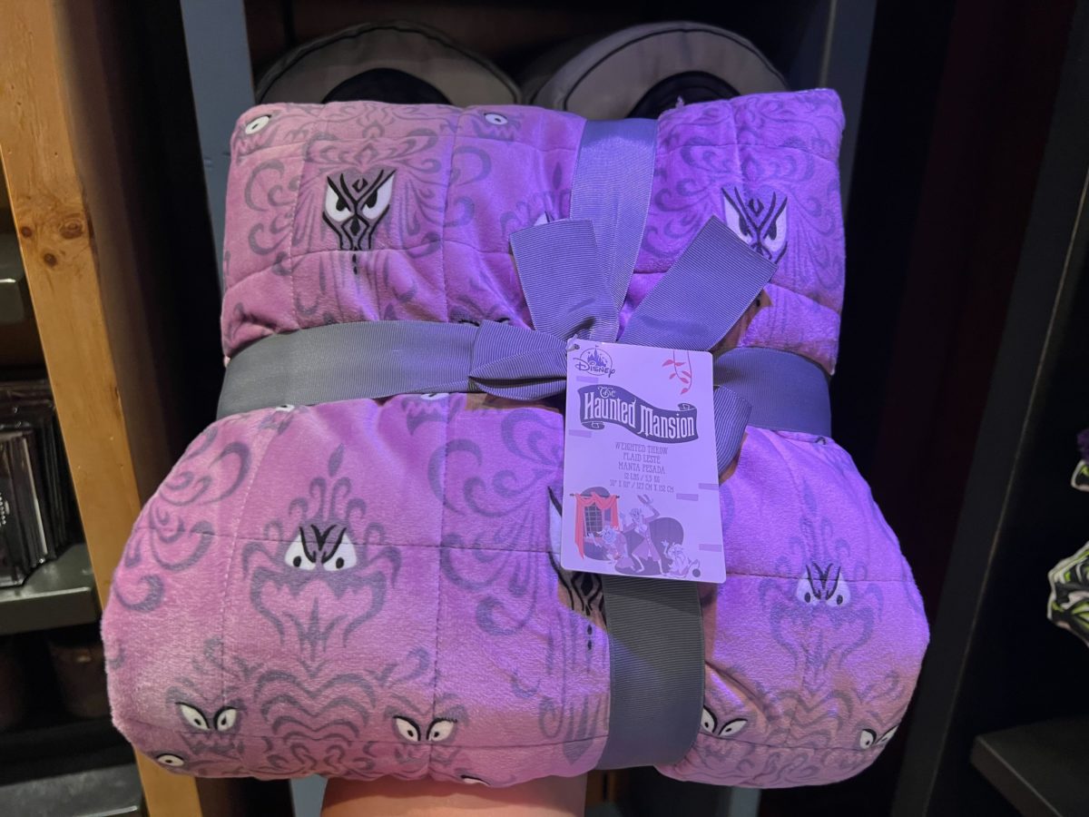 haunted mansion weighted blanket 4418