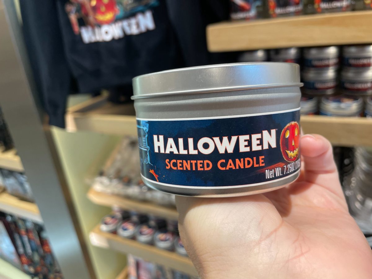 hhn 31 halloween scented candle 4