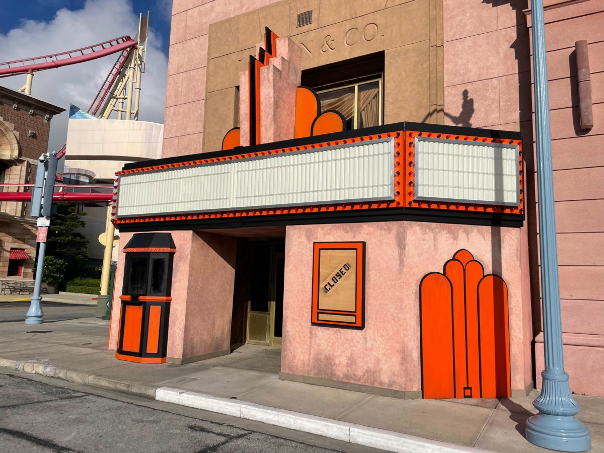 hhn 31 tribute store facade 3