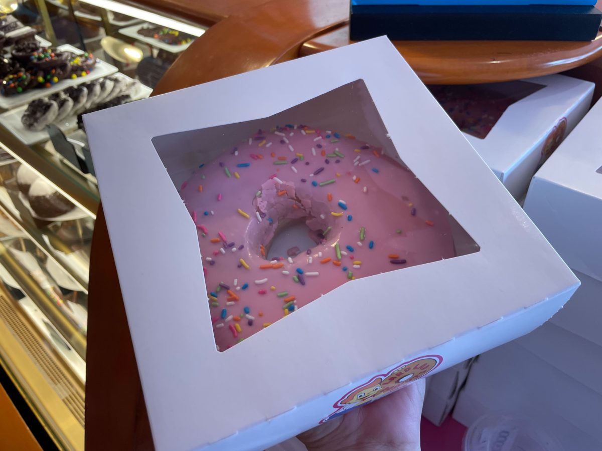 Simpsons big pink donut