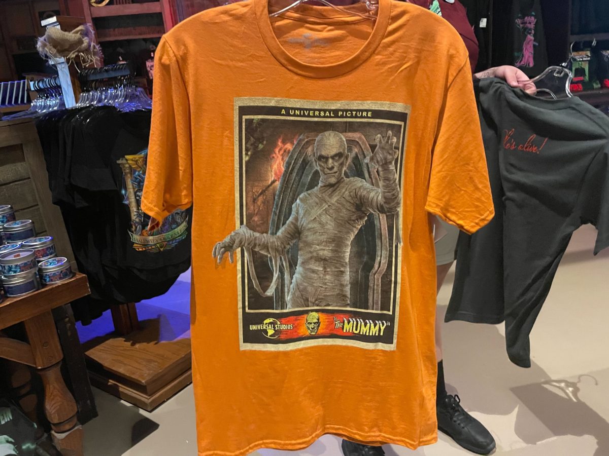 the mummy poster t shirt 1