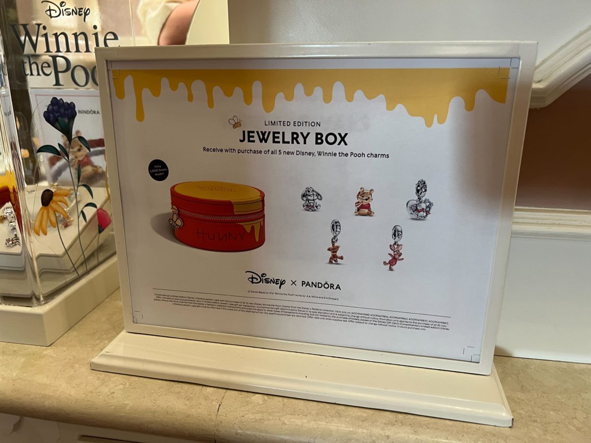 winnie the pooh pandora jewelry box 0