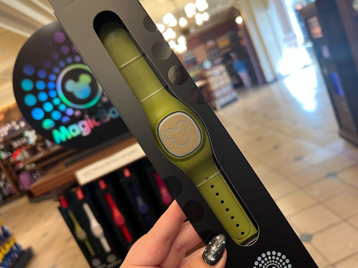 army green magicband plus 0770