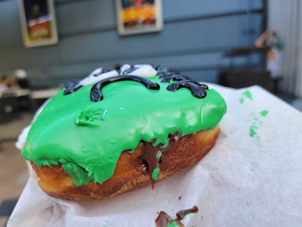 frankenstein doughnut hhn 2022 4