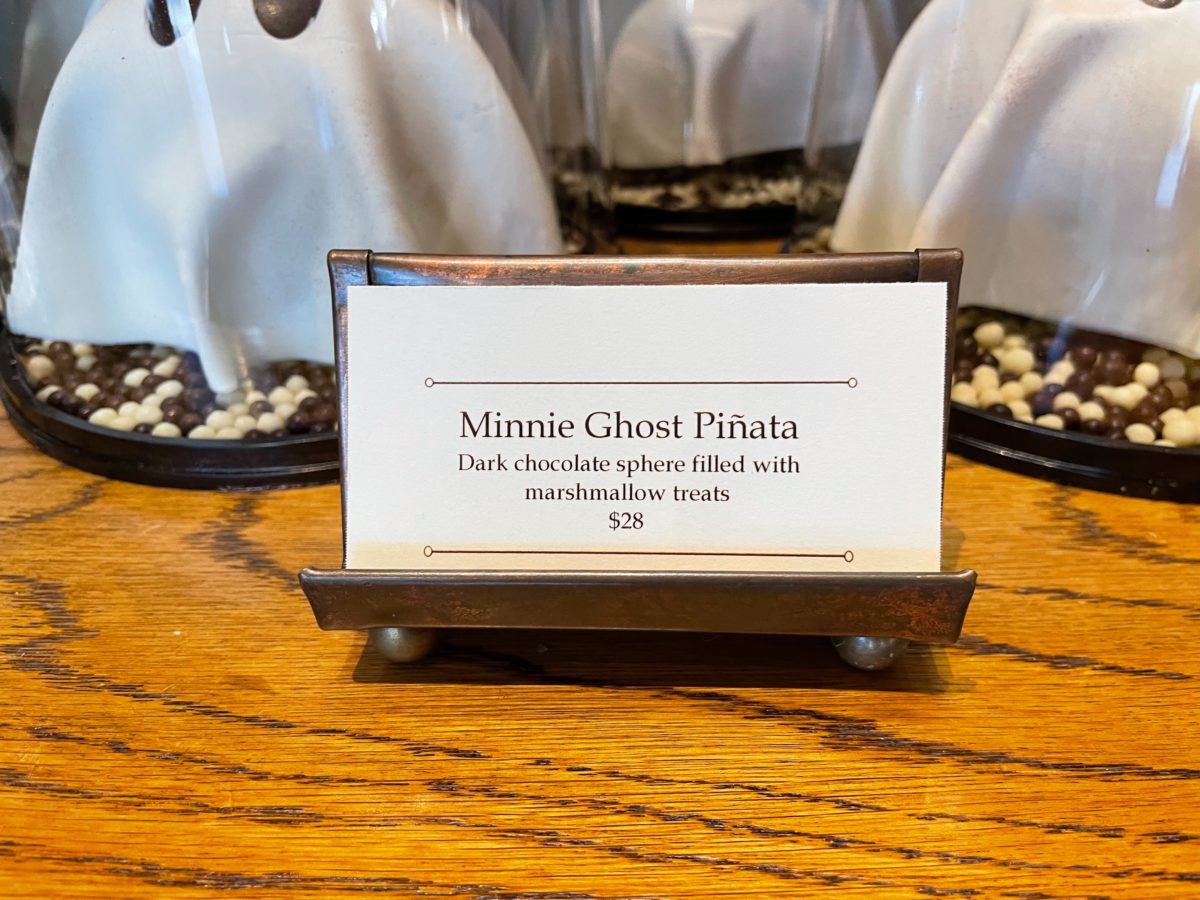 minnie ghost chocolate pinata menu
