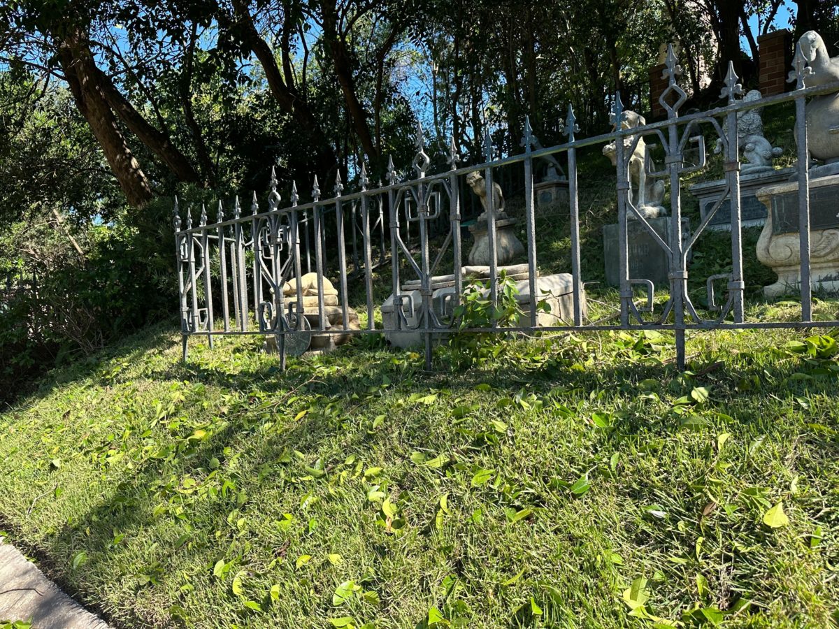 mk haunted mansion after hurricane ian 2541