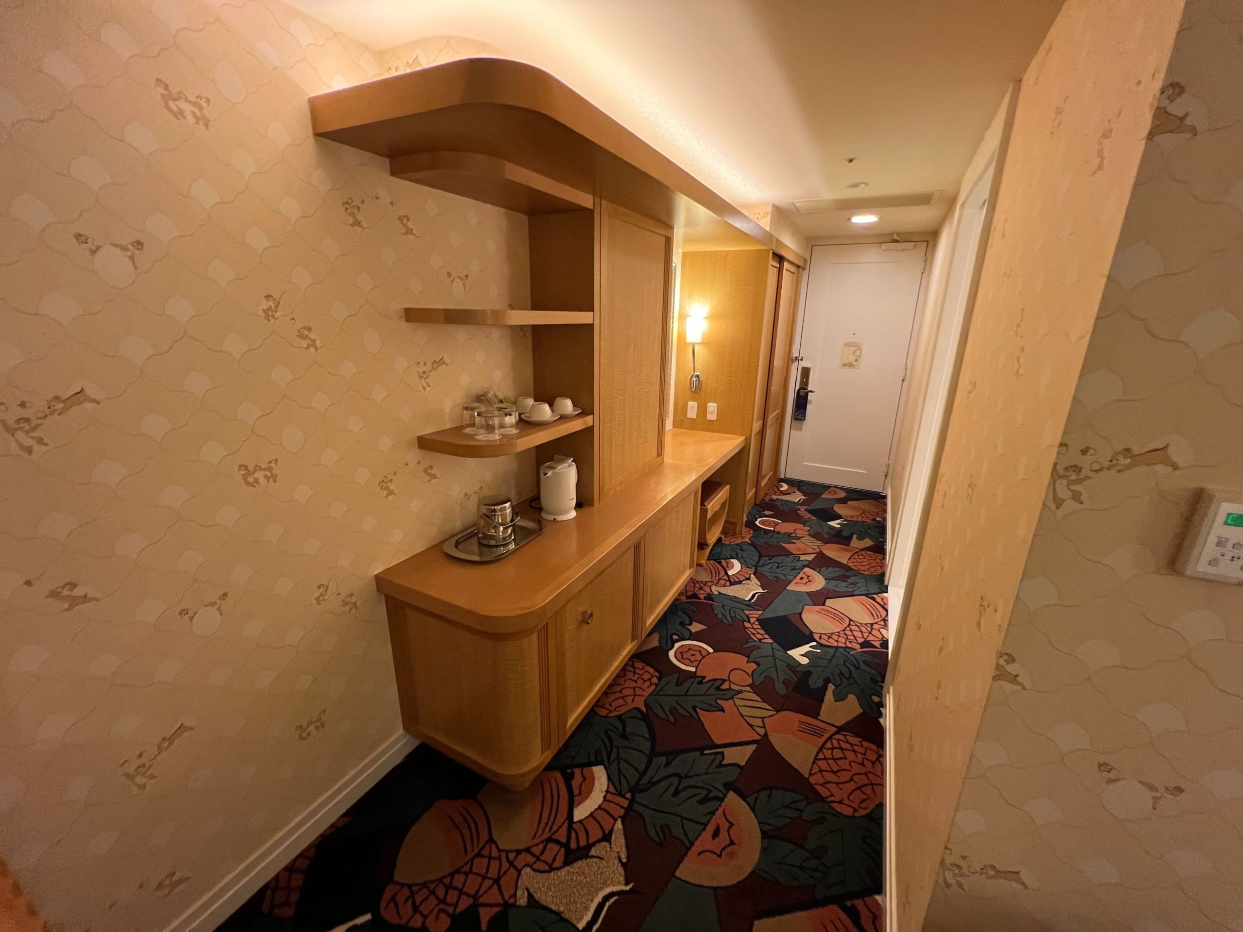 Chip n Dale Standard Floor Room Disney Ambassador Hotel Tokyo Disney Resort 47 scaled