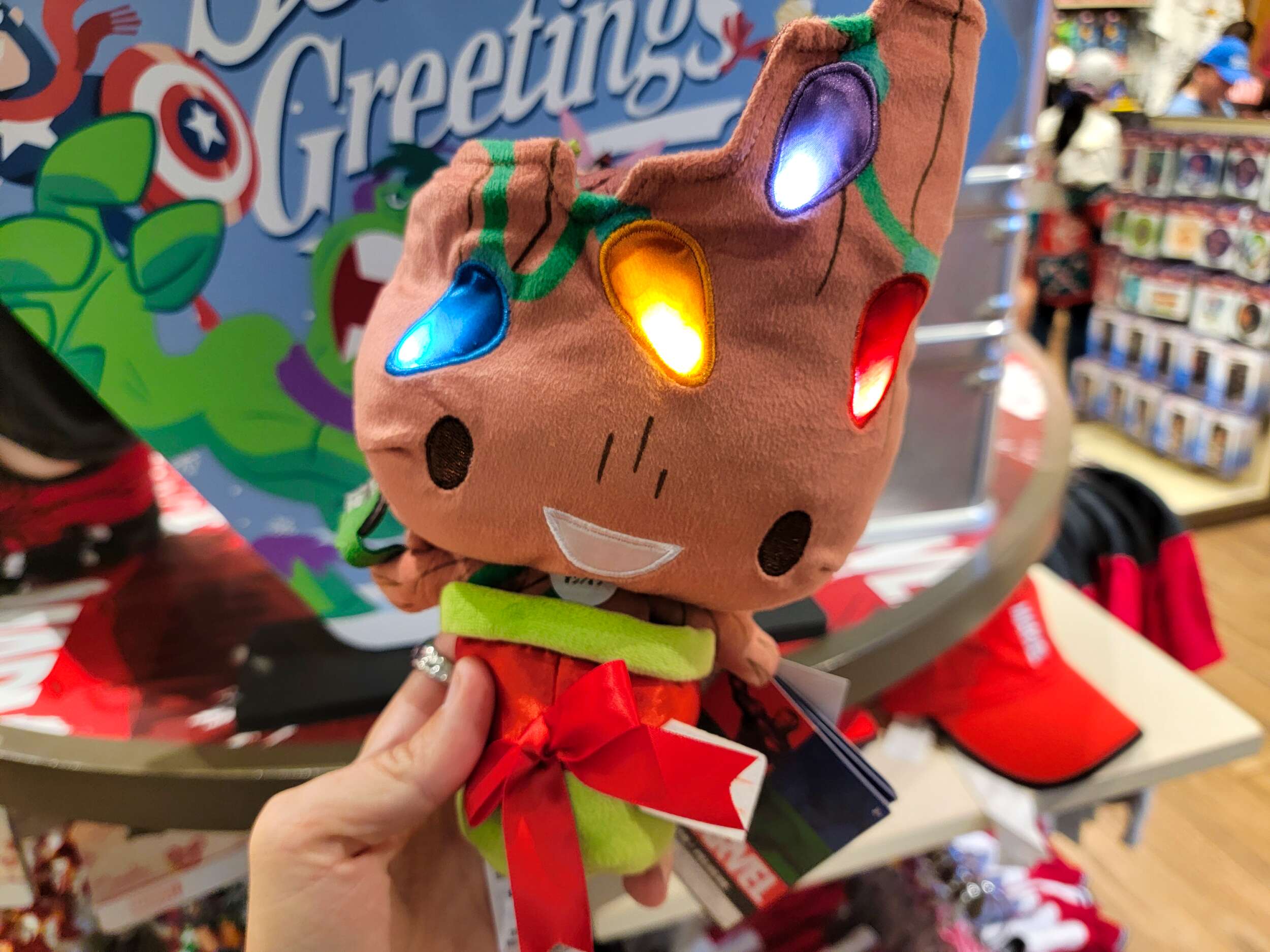 DTD WoD Holiday Light Up Groot Plush