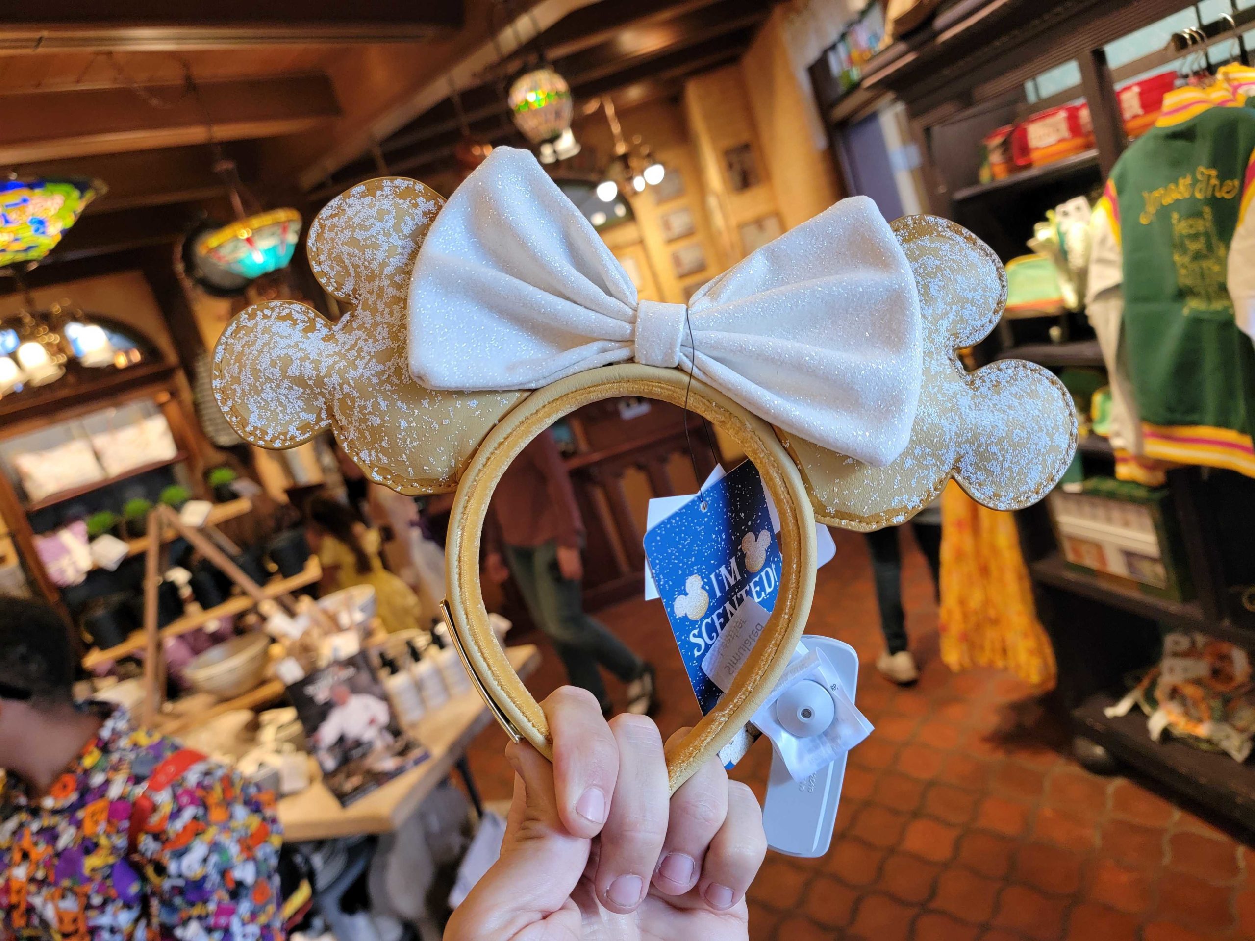 Disneyland Eudora's Chic Boutique featuring Tiana's Gourmet Secrets Beignet headband wide view