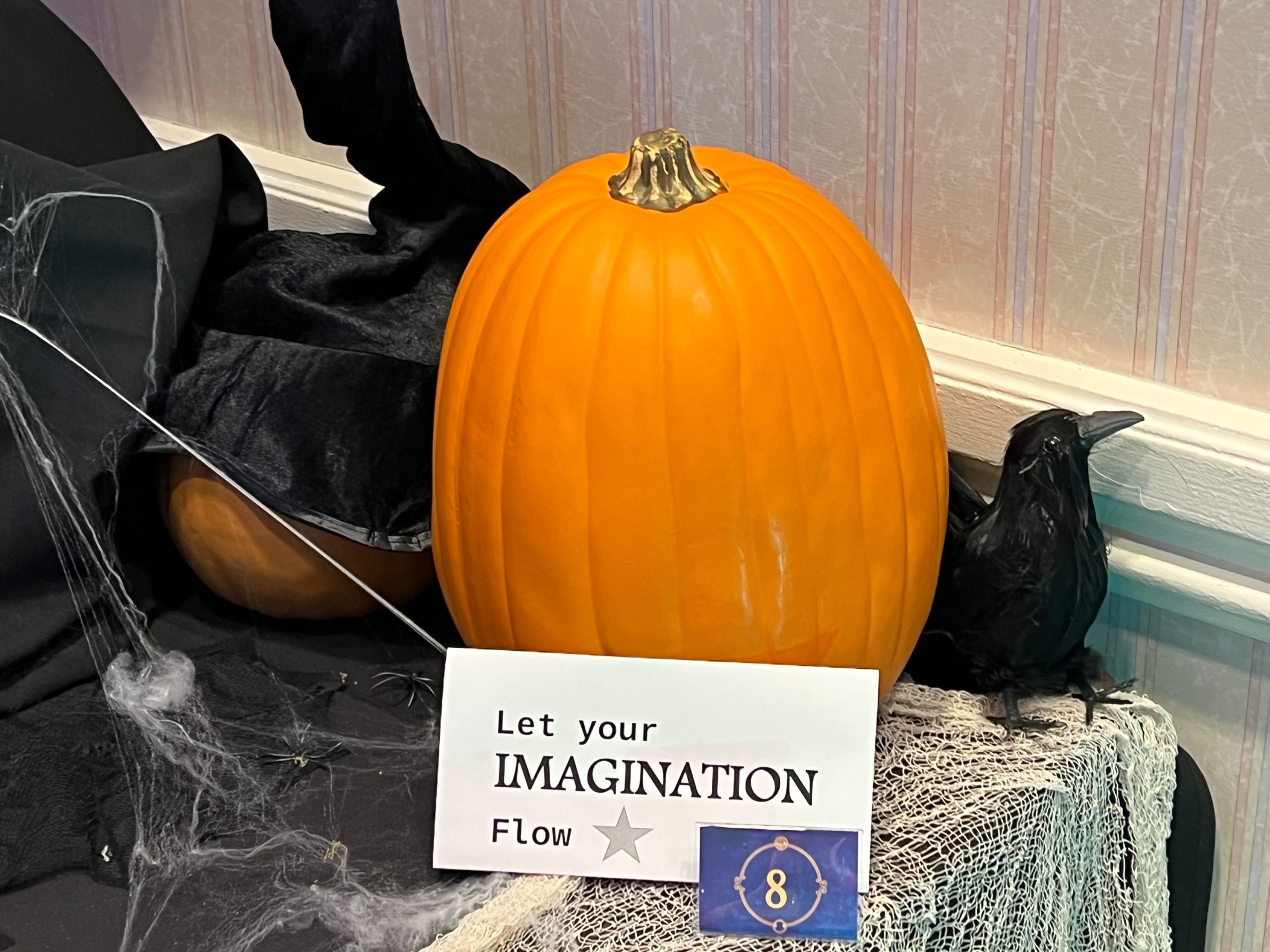 Cast Member Pumpkin Decorating Contest Begins at Disney's Grand Floridian Resort & Spa 10 GranFloPumpkinCarvingContest2022 14 scaled