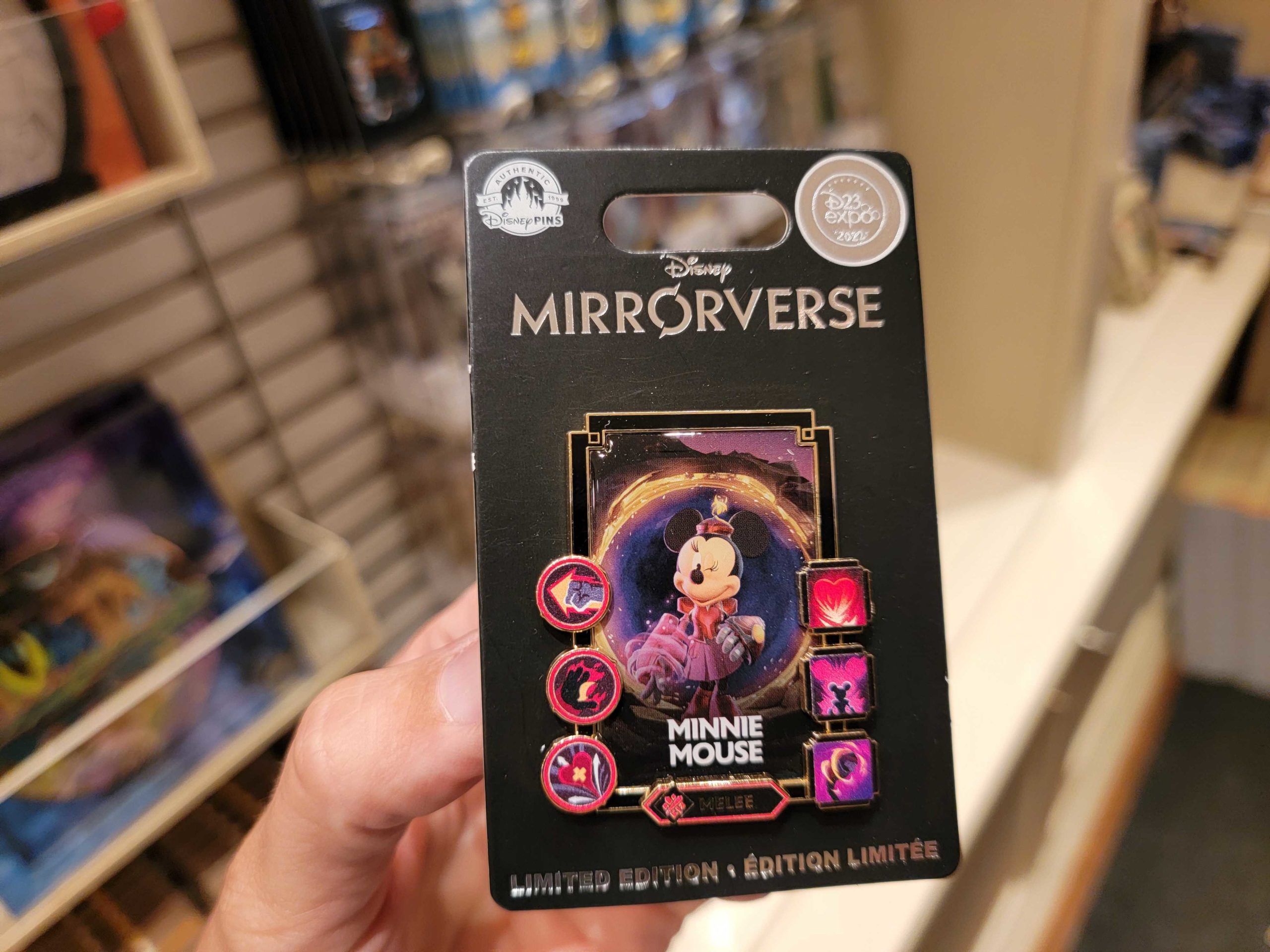 Minnie Mouse Mirrorverse pin LE