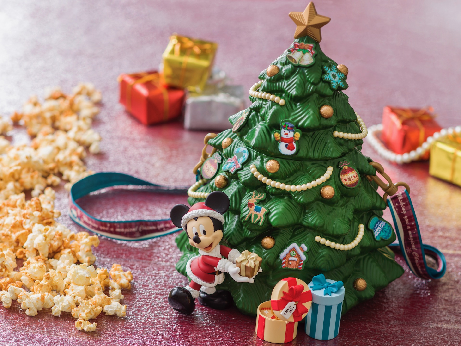 TDR CHristmastreepopcornbucket2022