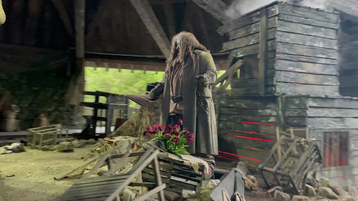 Flowers for Robbie Coltrane at Hagrid's Magical Creatures Motorbike Adventure