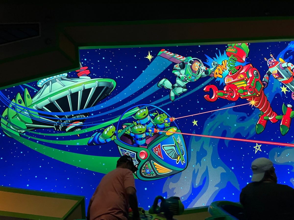 buzz space ranger spin mural 9937