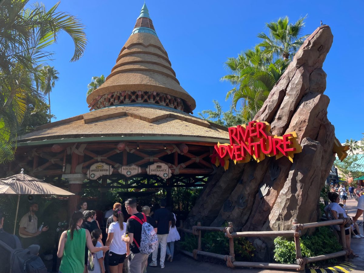 jurassic park river adventure entrance