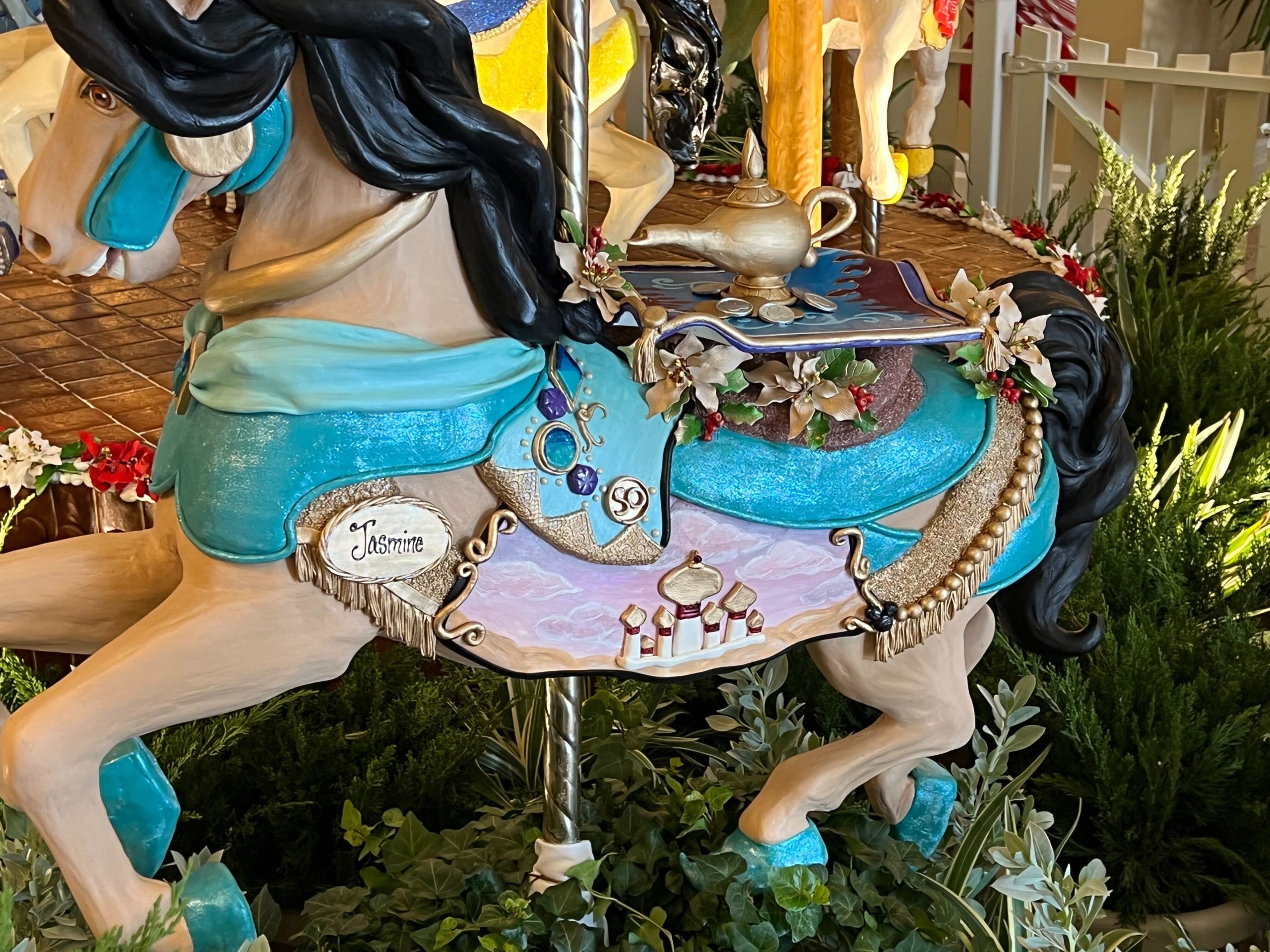 Beach club carousel gingerbread jasmine detail