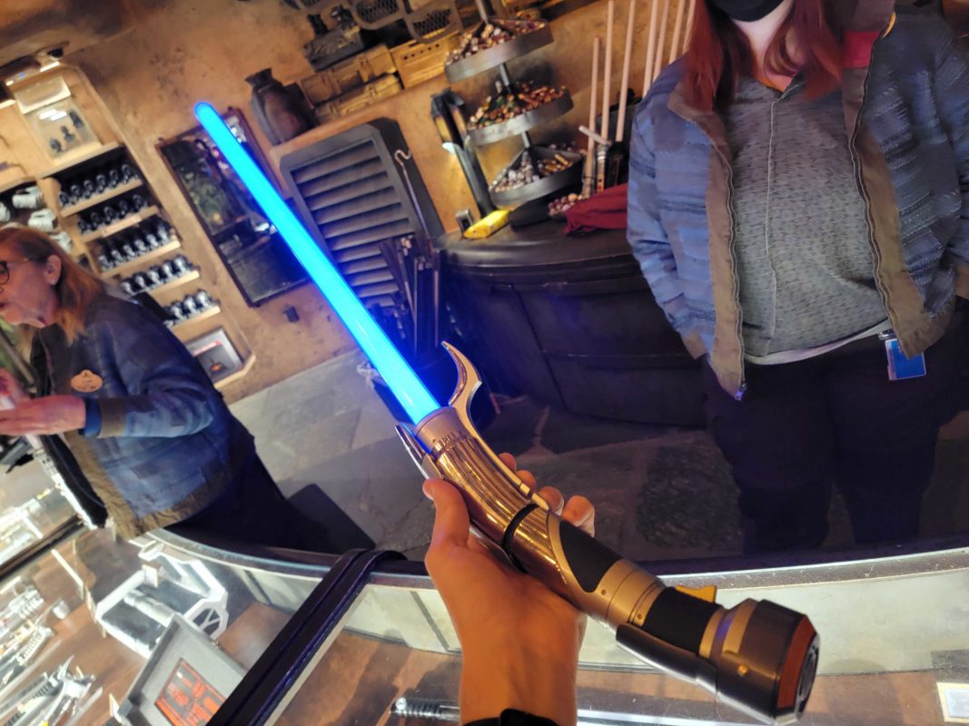 Count Dooku Jedi lightsaber 1