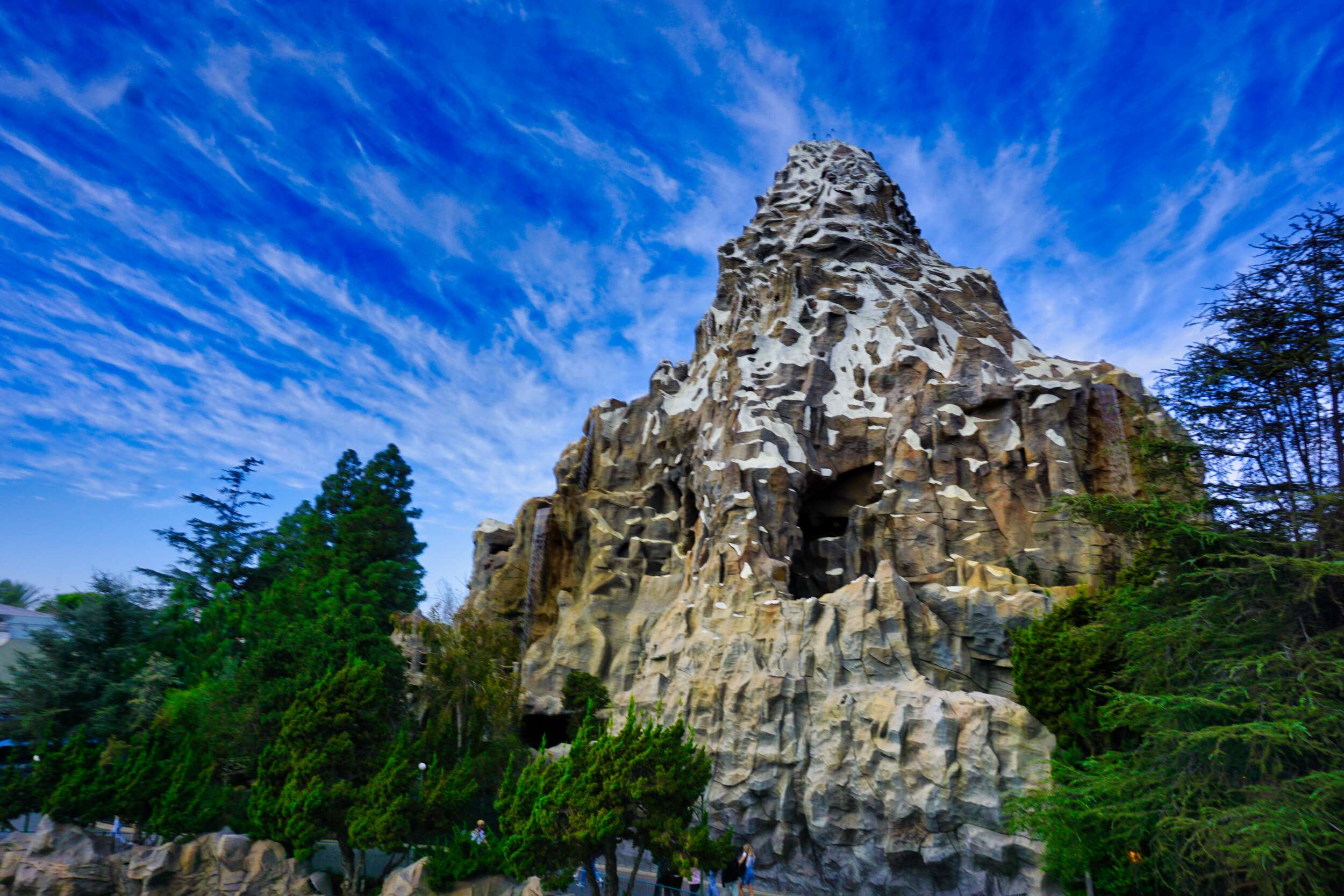 DL FA Matterhorn from Monorail stock