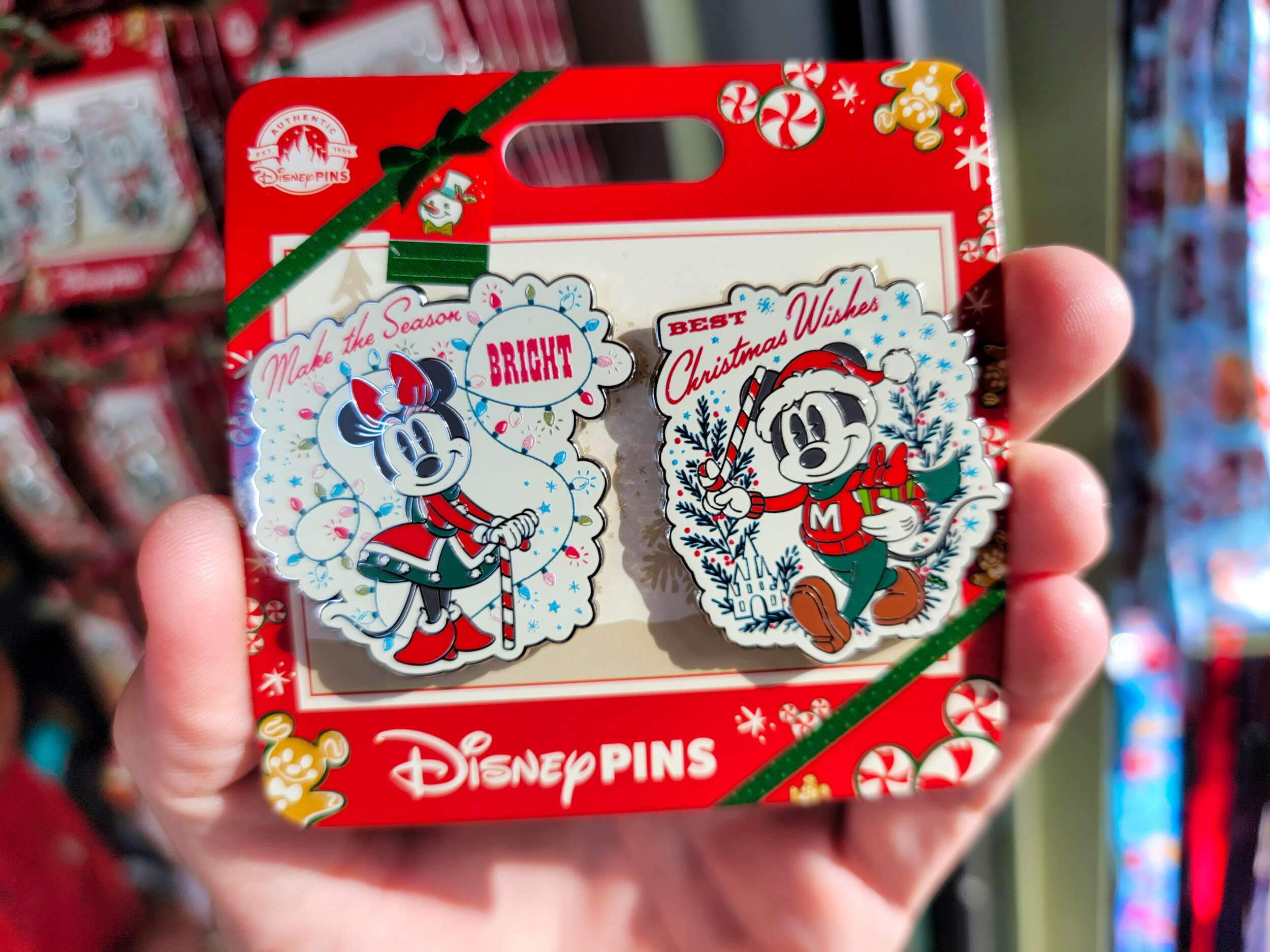 DTD Pin Traders Holiday double pin set