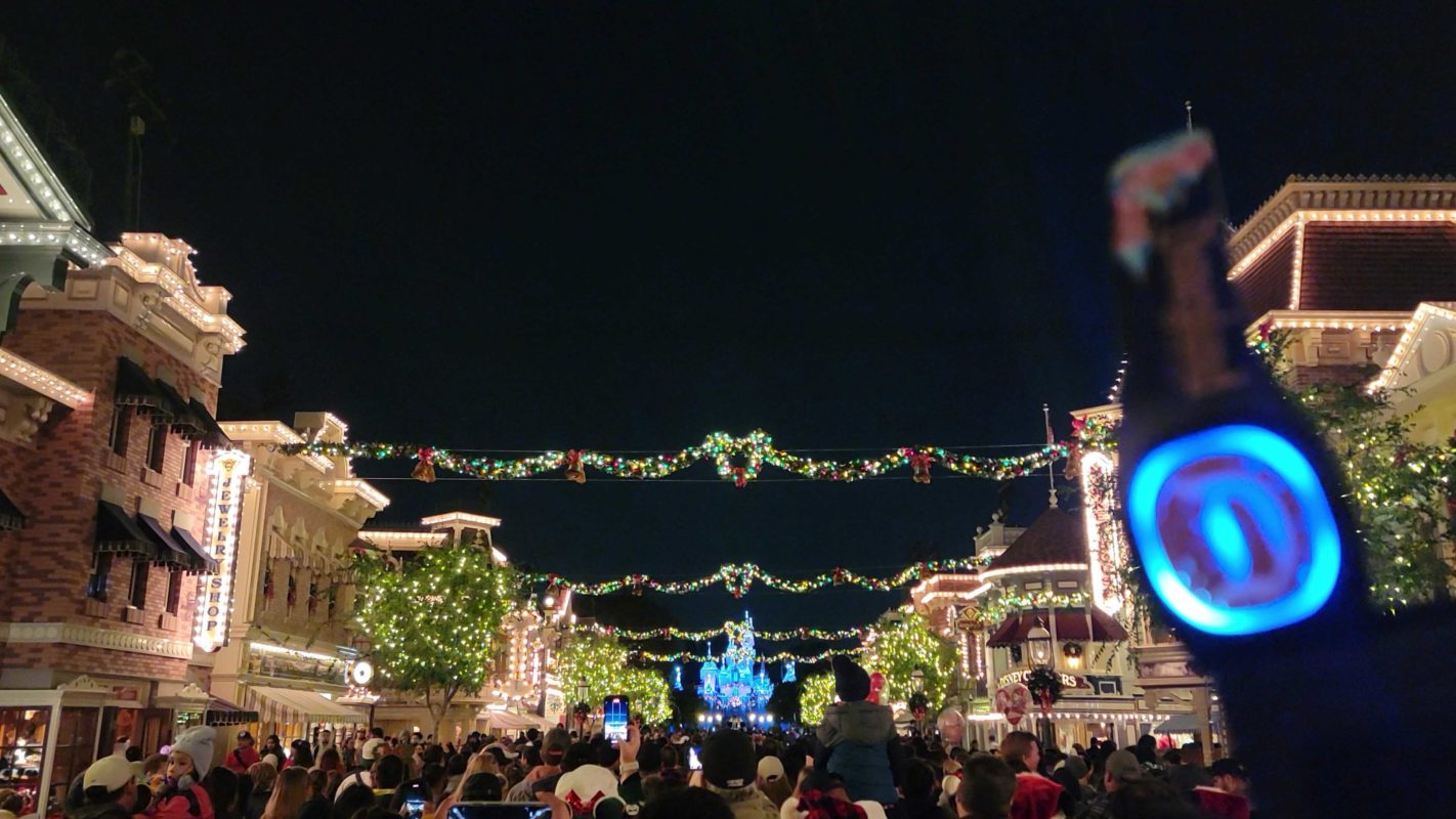 Disneyland holiday show with MB+ 1