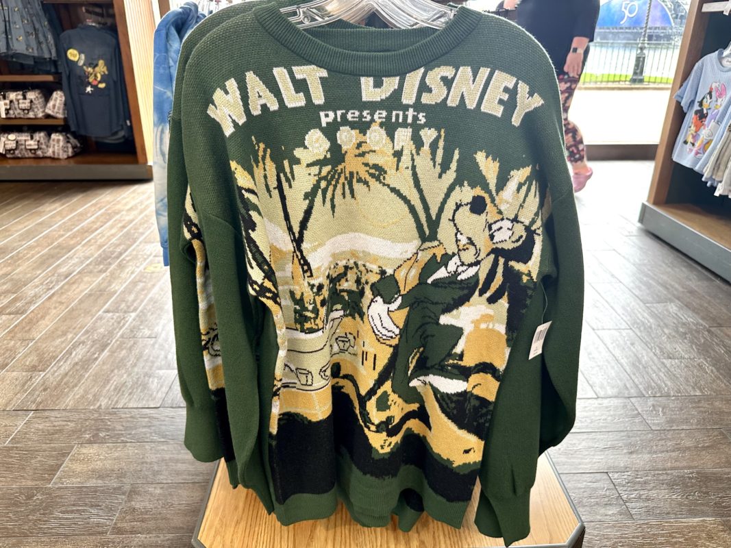 Goofy Walt Disney Presents Green Sweater