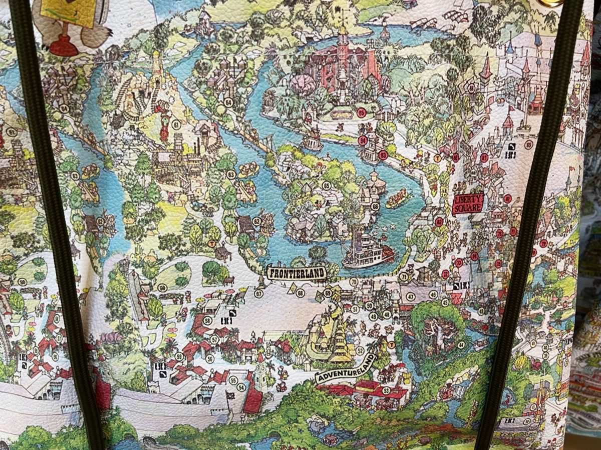 Magic Kingdom map bags 0899
