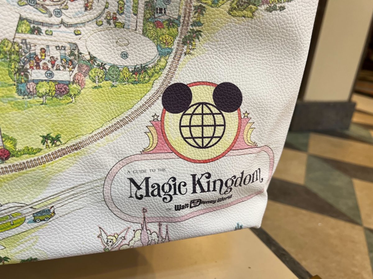 Magic Kingdom map bags 0903