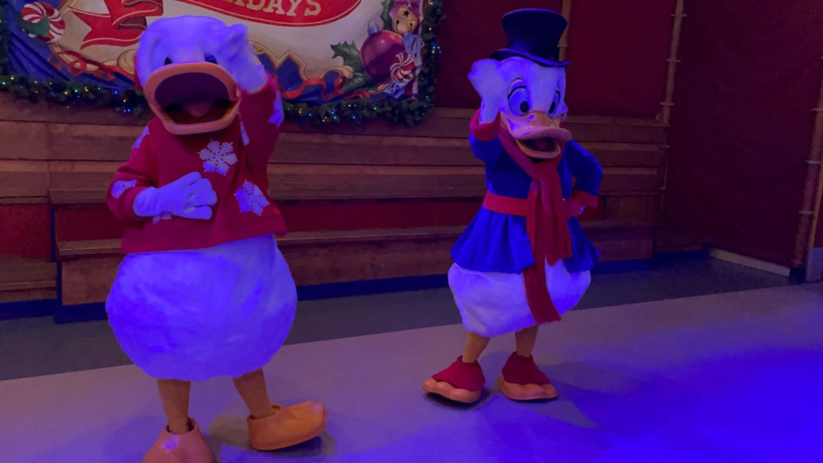 WDW 2022 MVMCP Donald Duck and Scrooge 3