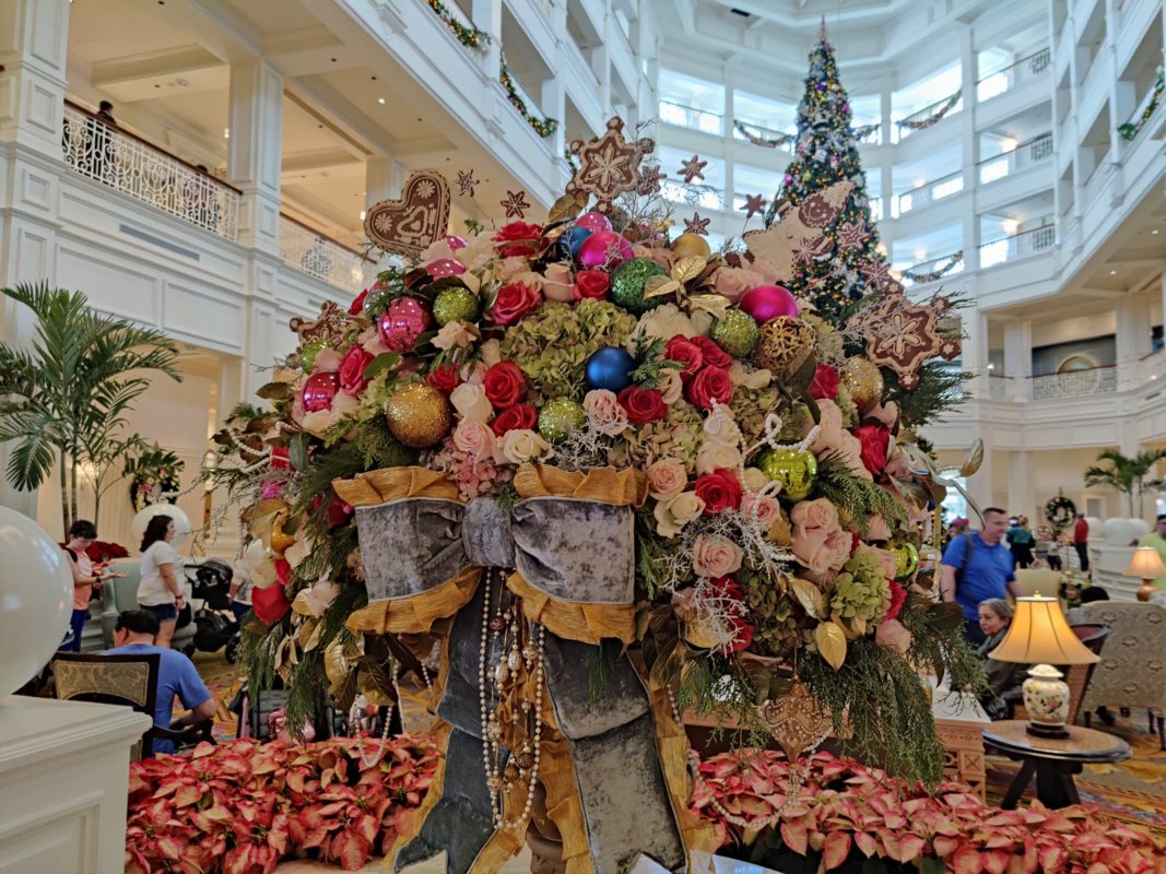 grand floridia holiday decorations 2022 114400