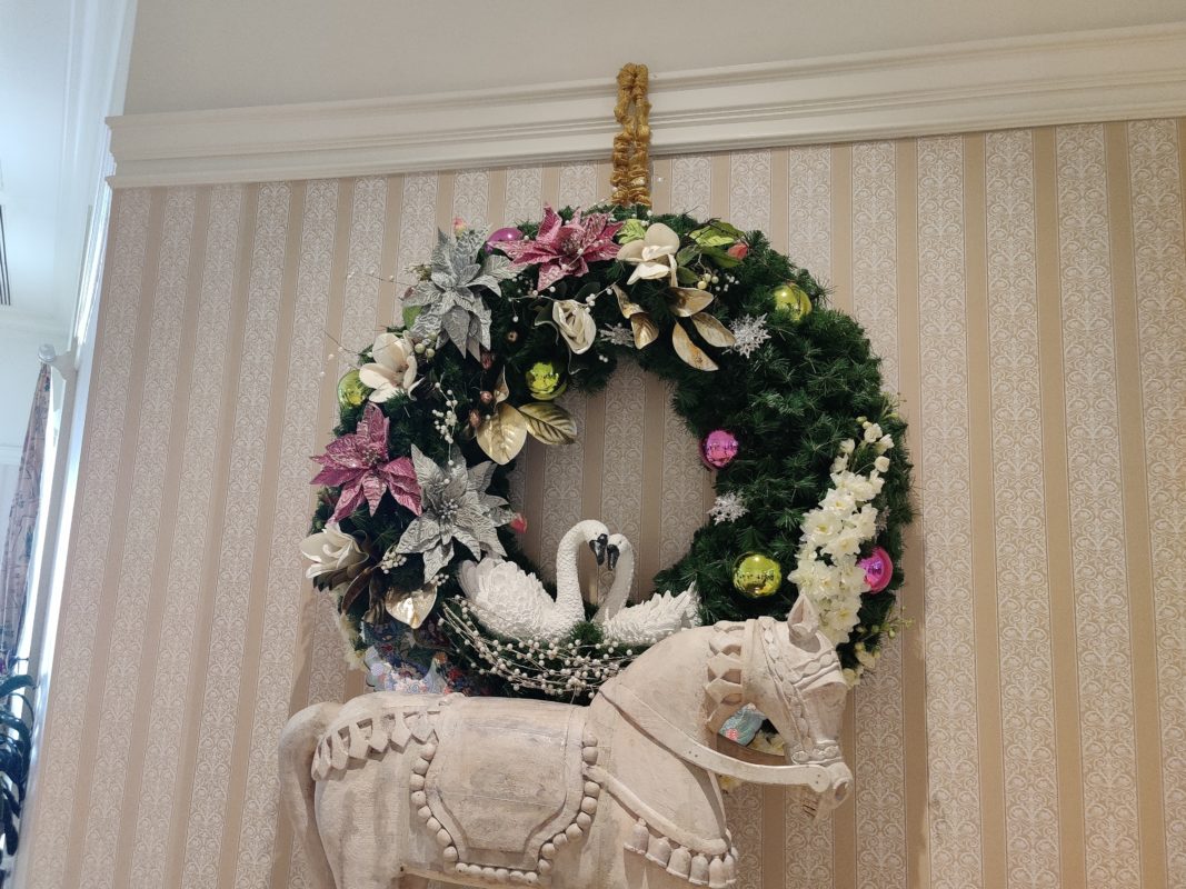 grand floridia holiday decorations 2022 114825