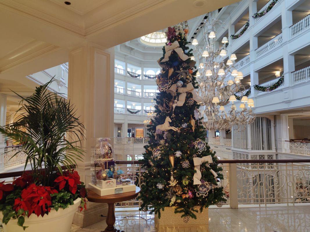 grand floridia holiday decorations 2022 115418