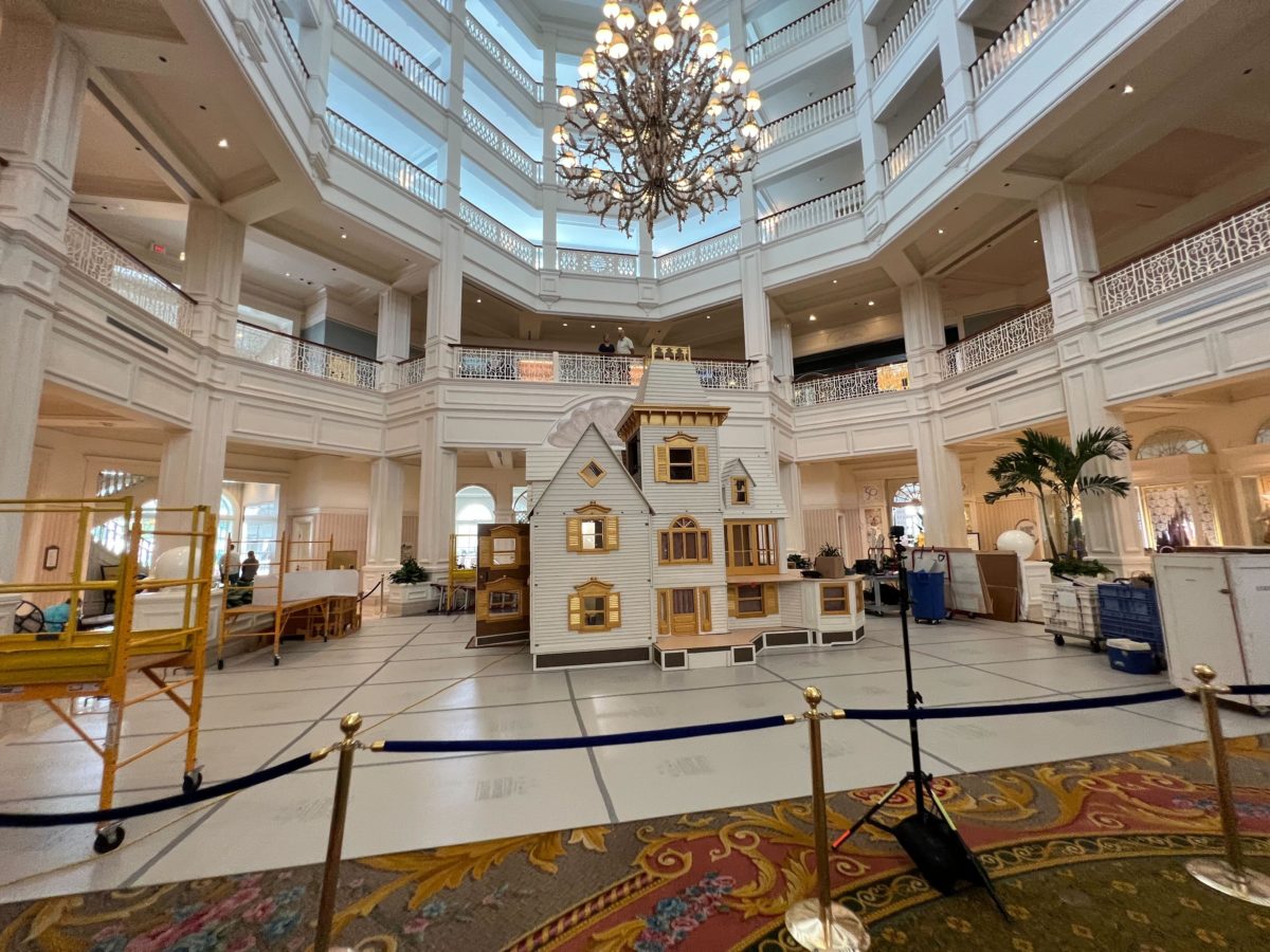 grand floridian gingerbread house construction begins 7
